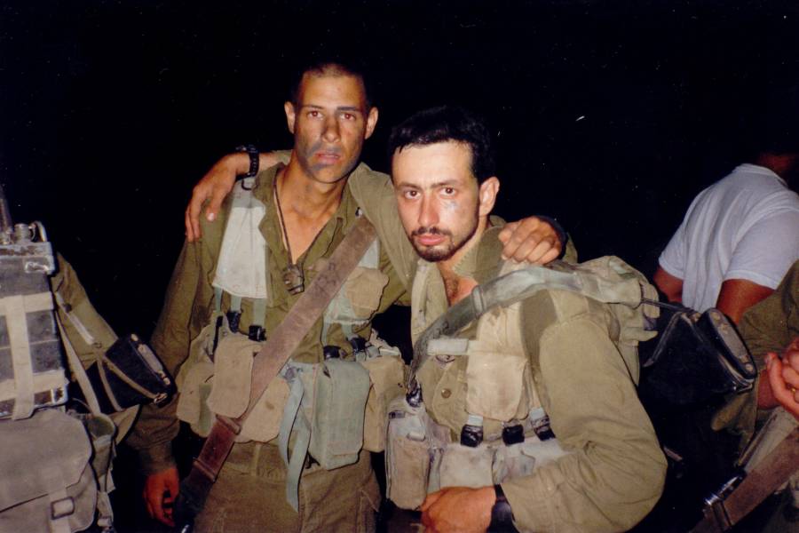 00100-army4.jpg
